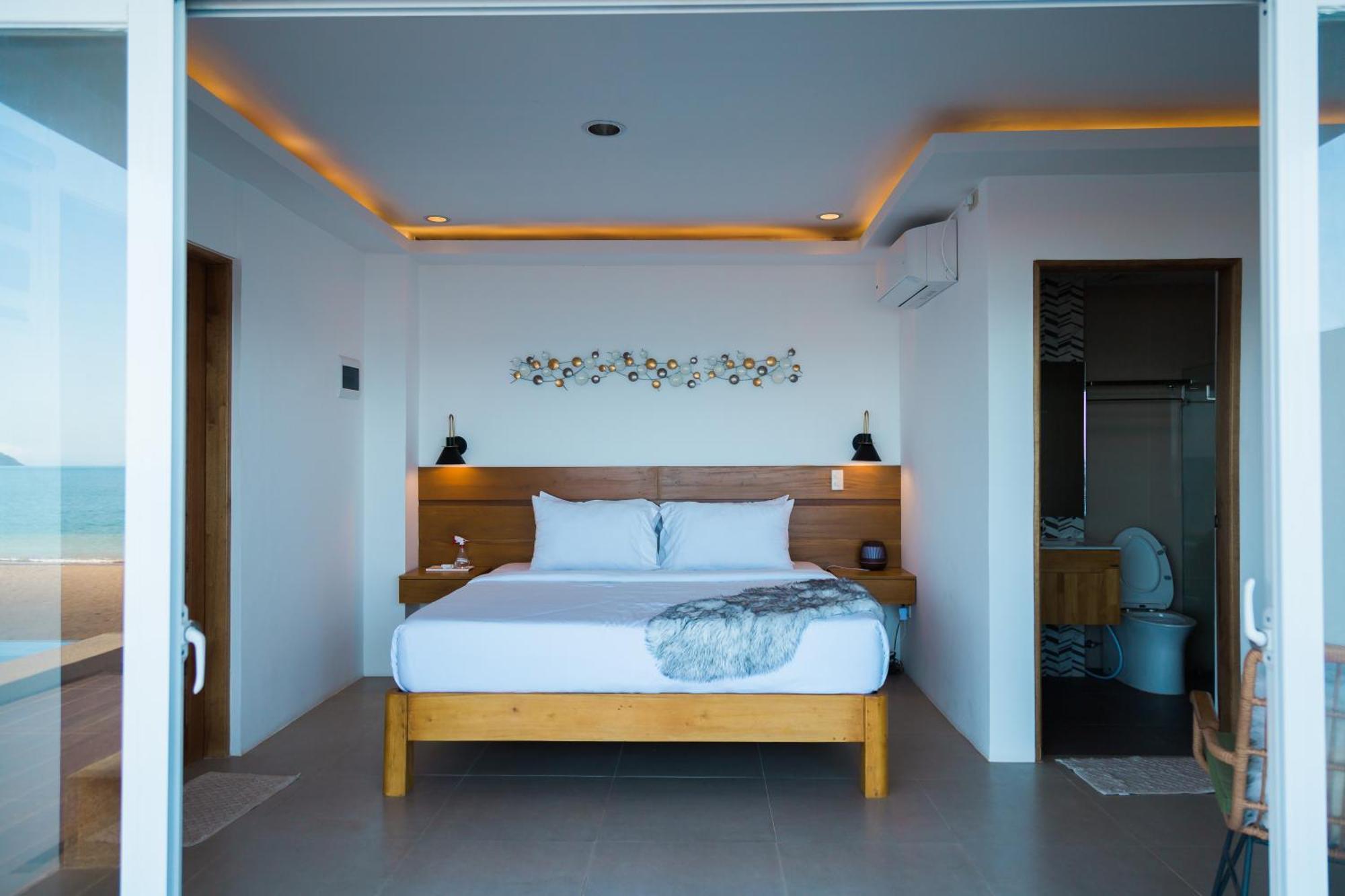 Blue Coast Beach Hotel Santa Ana  外观 照片