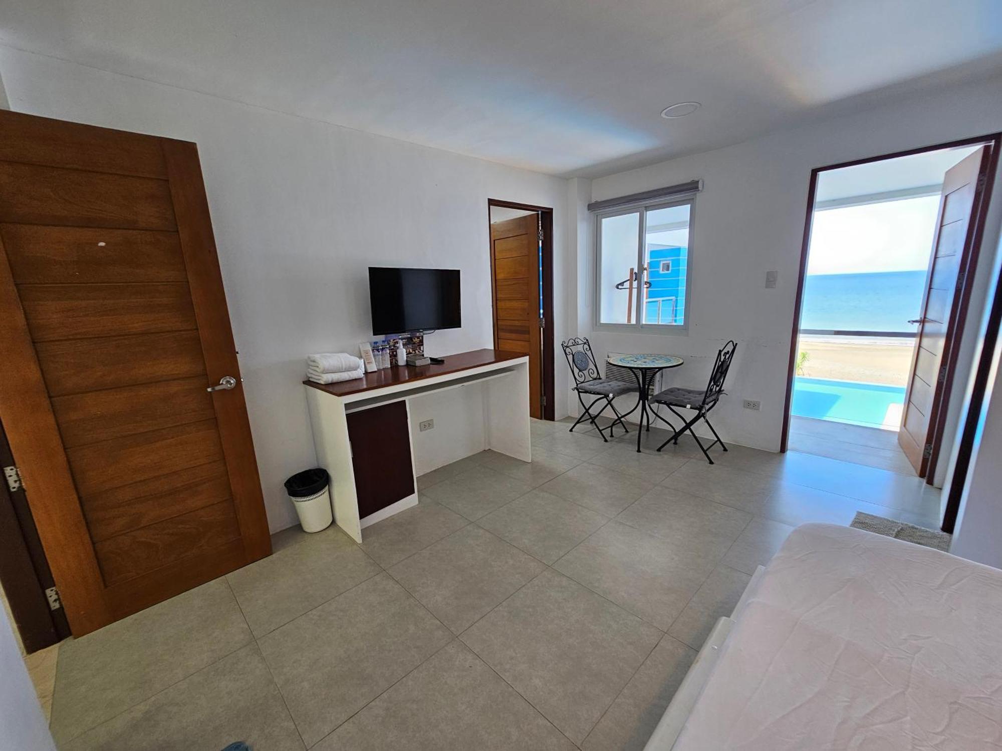 Blue Coast Beach Hotel Santa Ana  外观 照片